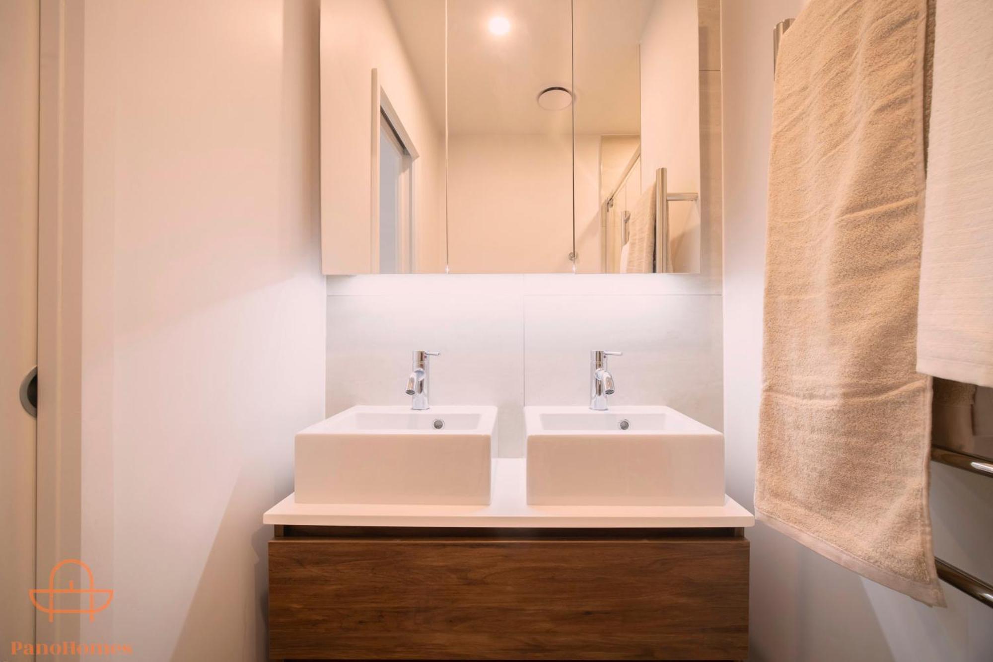 Modern Townhouse Close To City With Full Kitchen - Ellerslie Auckland Zewnętrze zdjęcie